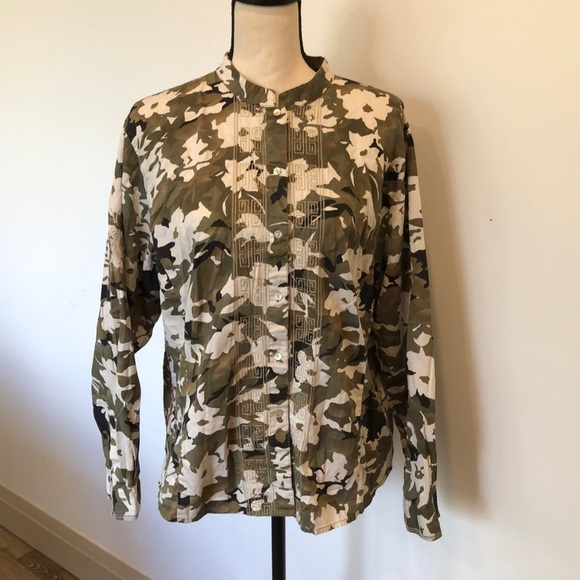 Chico’s (G) camo floral button down shirt size 3  (L) long sleeve with needl… - Picture 1 of 11